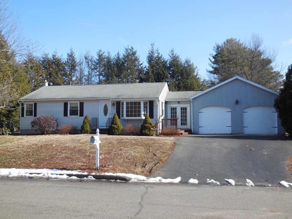 14 Kenneth Road Easthampton, MA 01027 - Photo 1 of 24 Gallery Image 1