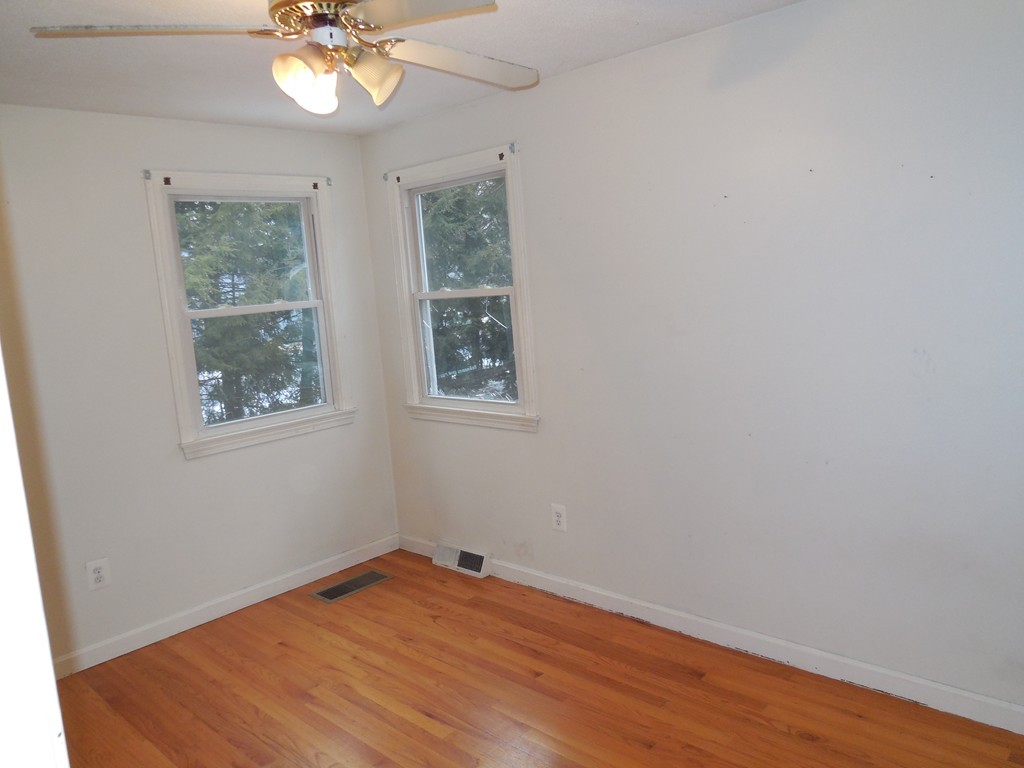 14 Kenneth Road Easthampton, MA 01027 - Photo 13 of 24 Gallery Image 13