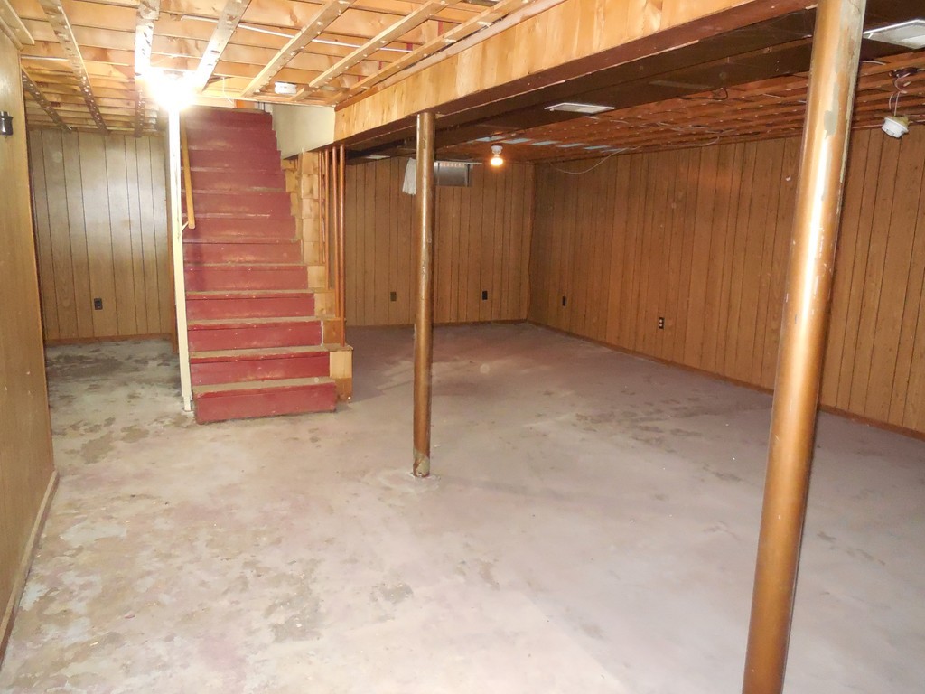 14 Kenneth Road Easthampton, MA 01027 - Photo 16 of 24 Gallery Image 16