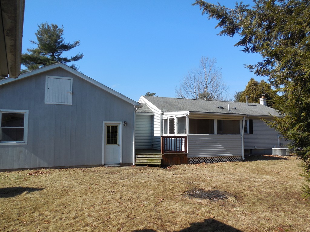 14 Kenneth Road Easthampton, MA 01027 - Photo 20 of 24 Gallery Image 20