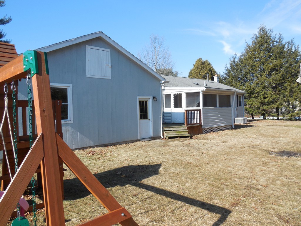 14 Kenneth Road Easthampton, MA 01027 - Photo 22 of 24 Gallery Image 22