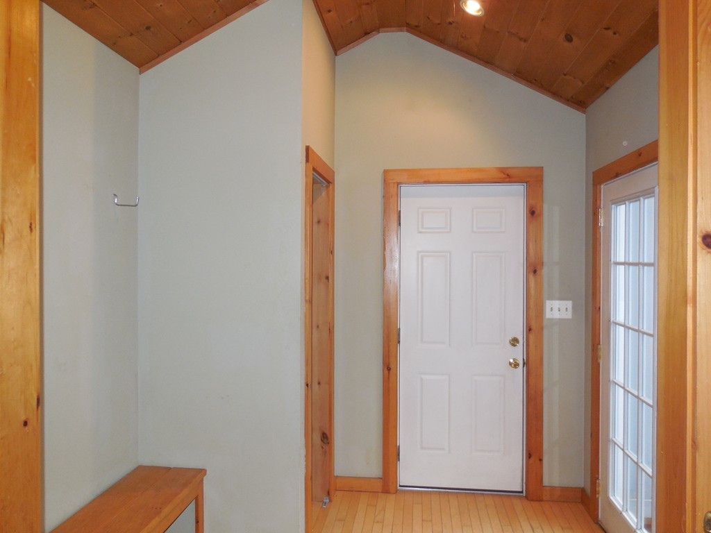 14 Kenneth Road Easthampton, MA 01027 - Photo 8 of 24 Gallery Image 8