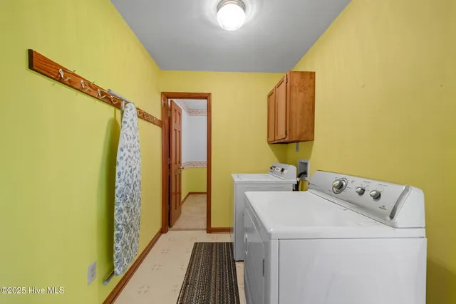 $445,000 | 102 Wade Avenue, Knotts Island, NC 27950