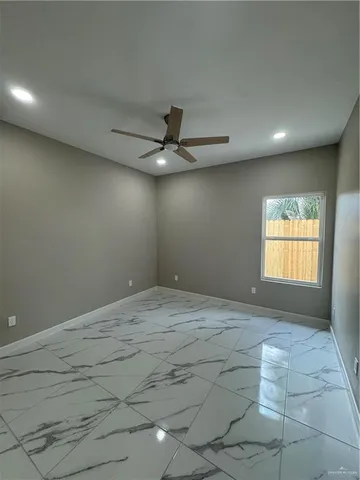 $1,250 | 522 North Street, Unit 3, Donna, TX 78537