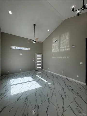 $1,250 | 522 North Street, Unit 3, Donna, TX 78537