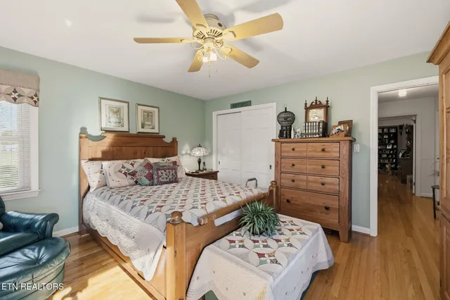 $395,000 | 400 Eagle Bend Lane, Clinton, TN 37716