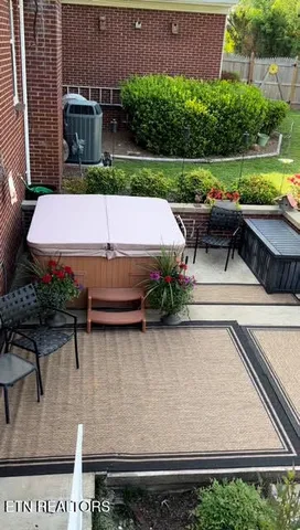 $395,000 | 400 Eagle Bend Lane, Clinton, TN 37716