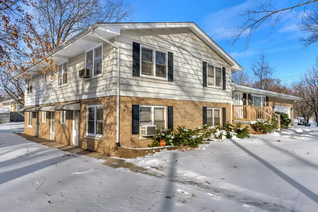 $445,000 | 6860 Delaware Street, Merrillville, IN 46410