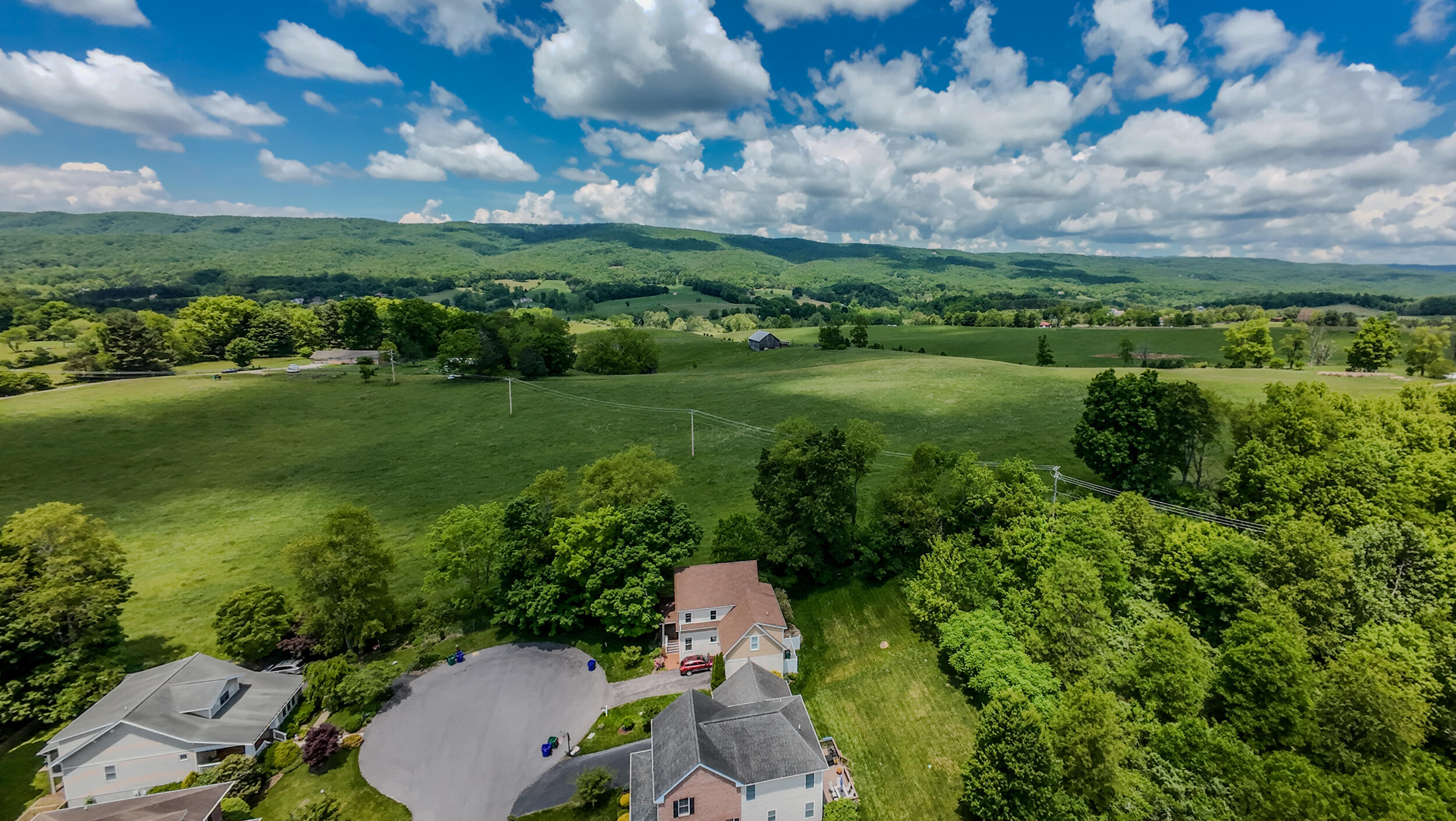1801 Toms Creek Road Blacksburg, VA 24060 - Photo 31 of 32 1801 Toms Creek-1075_1801 Toms Creek Rd