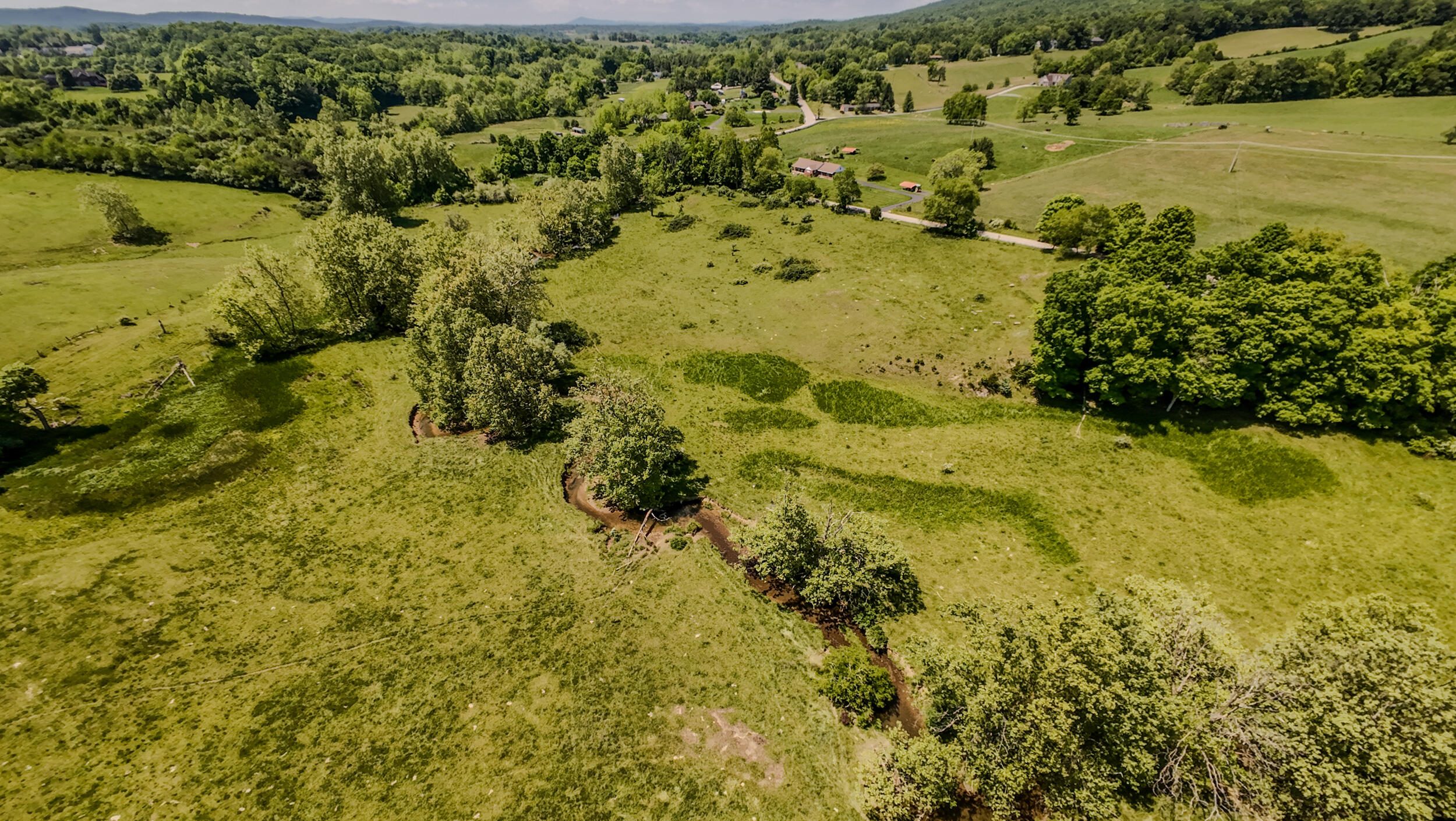 1801 Toms Creek Road Blacksburg, VA 24060 - Photo 10 of 32 1801 Toms Creek-1050_1801 Toms Creek Rd