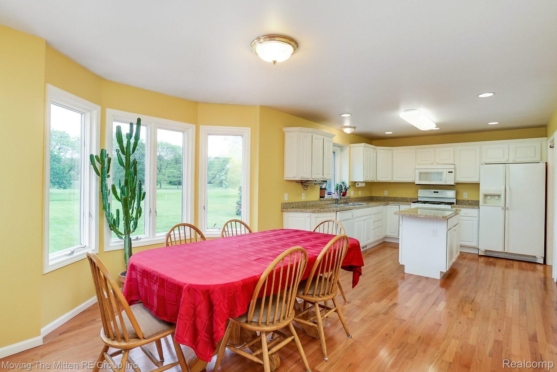 47592 Denton Road Belleville, MI 48111 - Photo 9 of 33 47592+Denton+Rd+Belleville-8-web.jpg