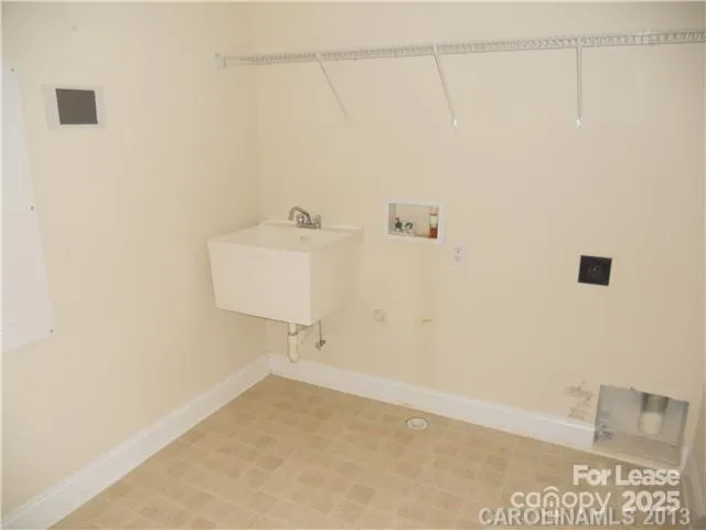 $2,860 | 8536 Sagekirk Court, Charlotte, NC 28278