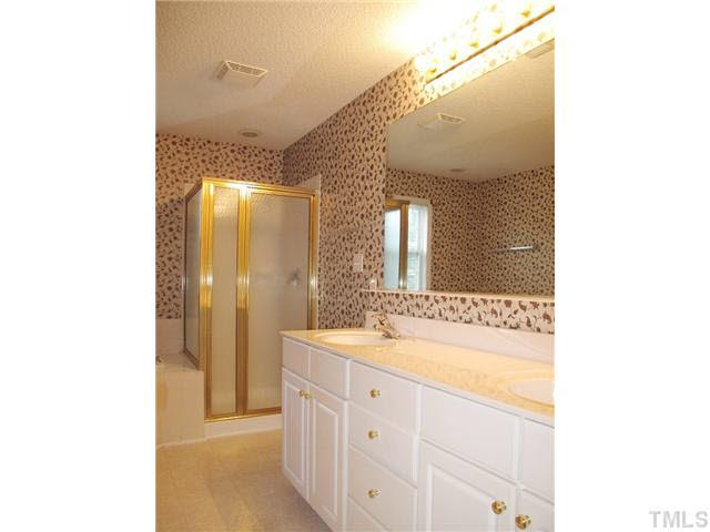 2523 Goudy Drive Raleigh, NC 27615 - Photo 13 of 20 Gallery Image 13