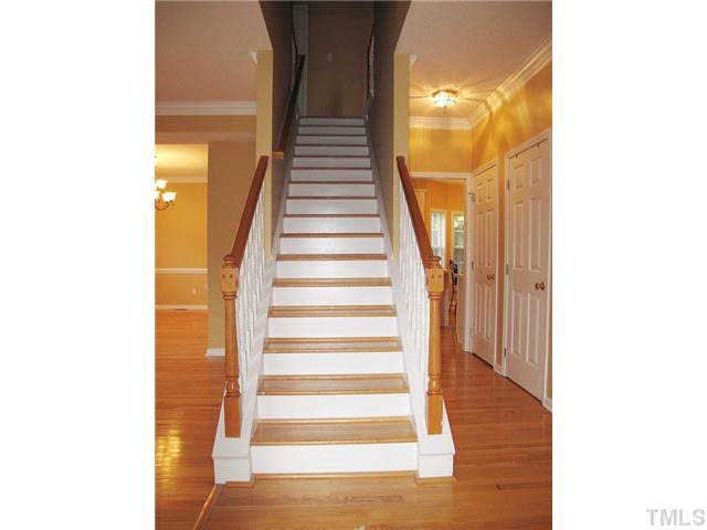 2523 Goudy Drive Raleigh, NC 27615 - Photo 3 of 20 Gallery Image 3