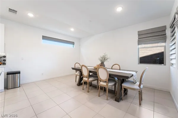 $2,695 | 720 Emerson Creek Court, North Las Vegas, NV 89084