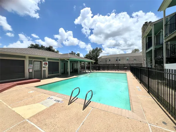 $139,000 | 3754 Tanglewilde Street, Unit 9, Houston, TX 77063