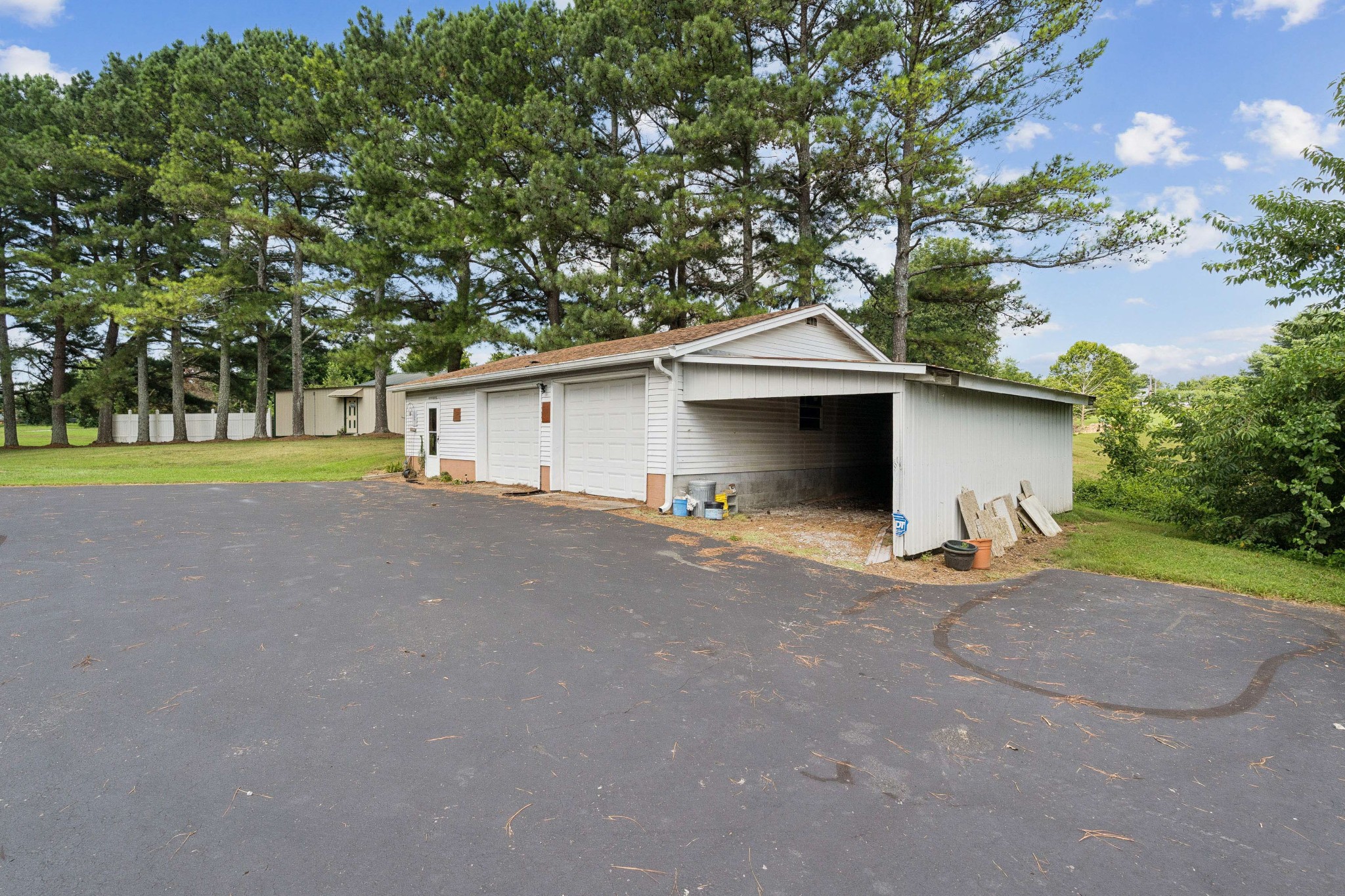 4272 Highway 49 Springfield, TN 37172 - Photo 6 of 50 a view of a house with a yard and large tree