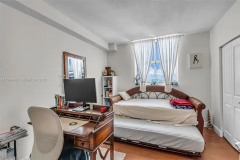 $810,000 | 1250 South Miami Avenue, Unit 3206, Miami, FL 33130