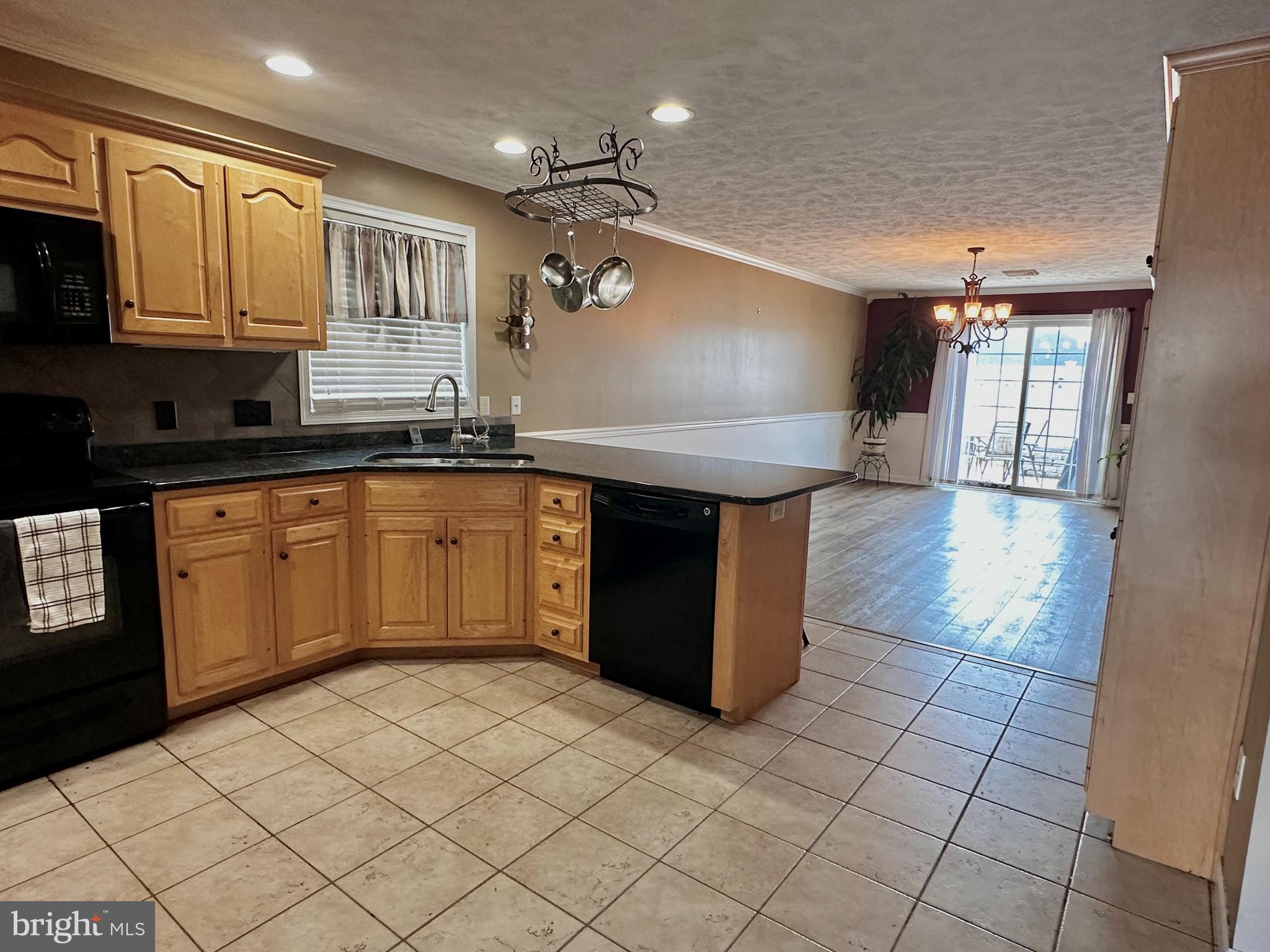 185 Mill Road, Unit 18 Chambersburg, PA 17201 - Photo 4 of 36 Gallery Image 4