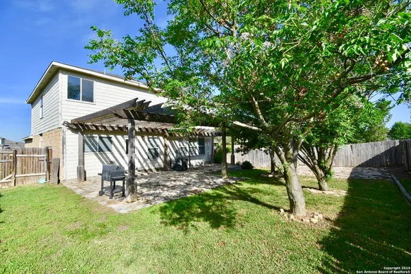 $1,850 | 120 Tower Bluff, Cibolo, TX 78108