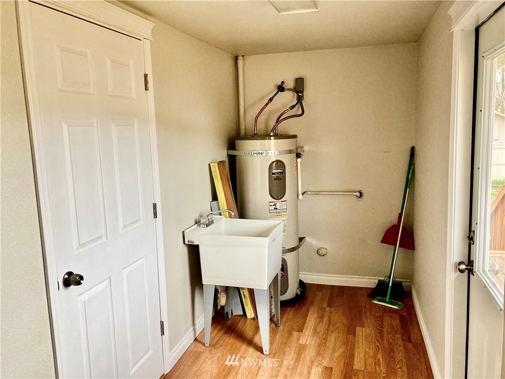294 Southwest James Street Chehalis, WA 98532 - Photo 11 of 19 Gallery Image 11