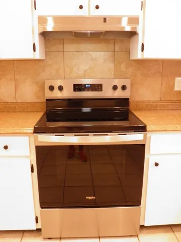 a view of washer and dryer