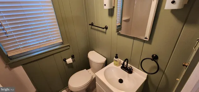 $1,350 | 211 West Laurel Street, Georgetown, DE 19947