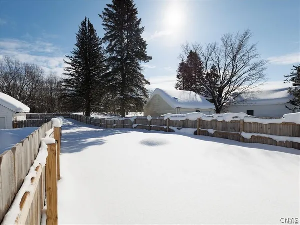 $2,050 | 13466 Highway 11, Adams, NY 13606