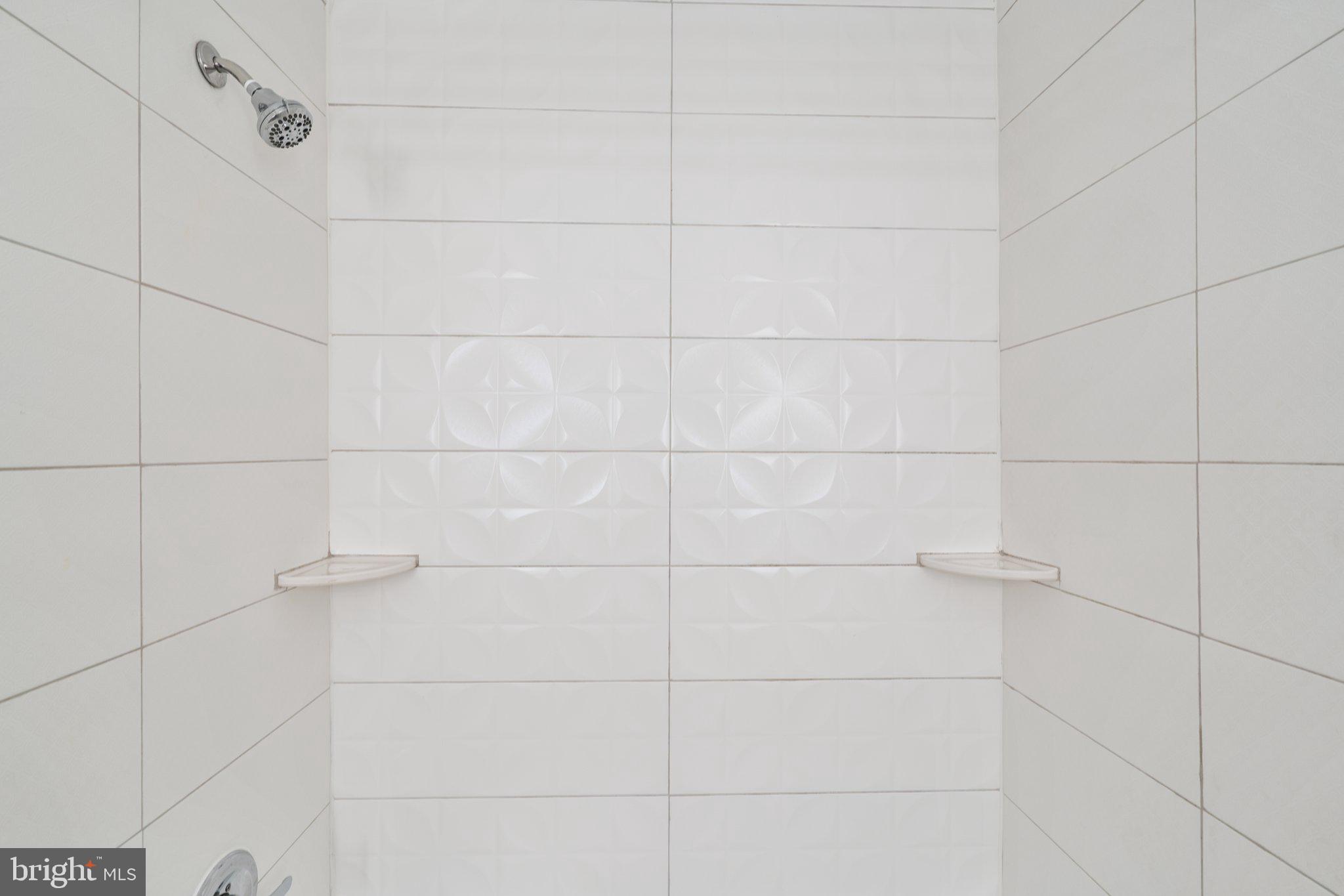 2360 Albot Road Reston, VA 20191 - Photo 25 of 35 a bathroom with a shower