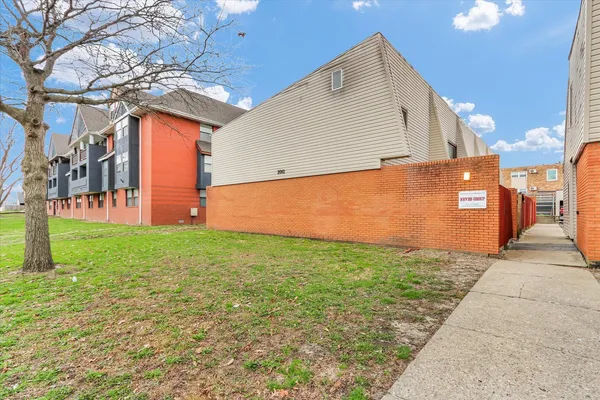 $560,000 | 2012 Vawter Street, Urbana, IL 61801