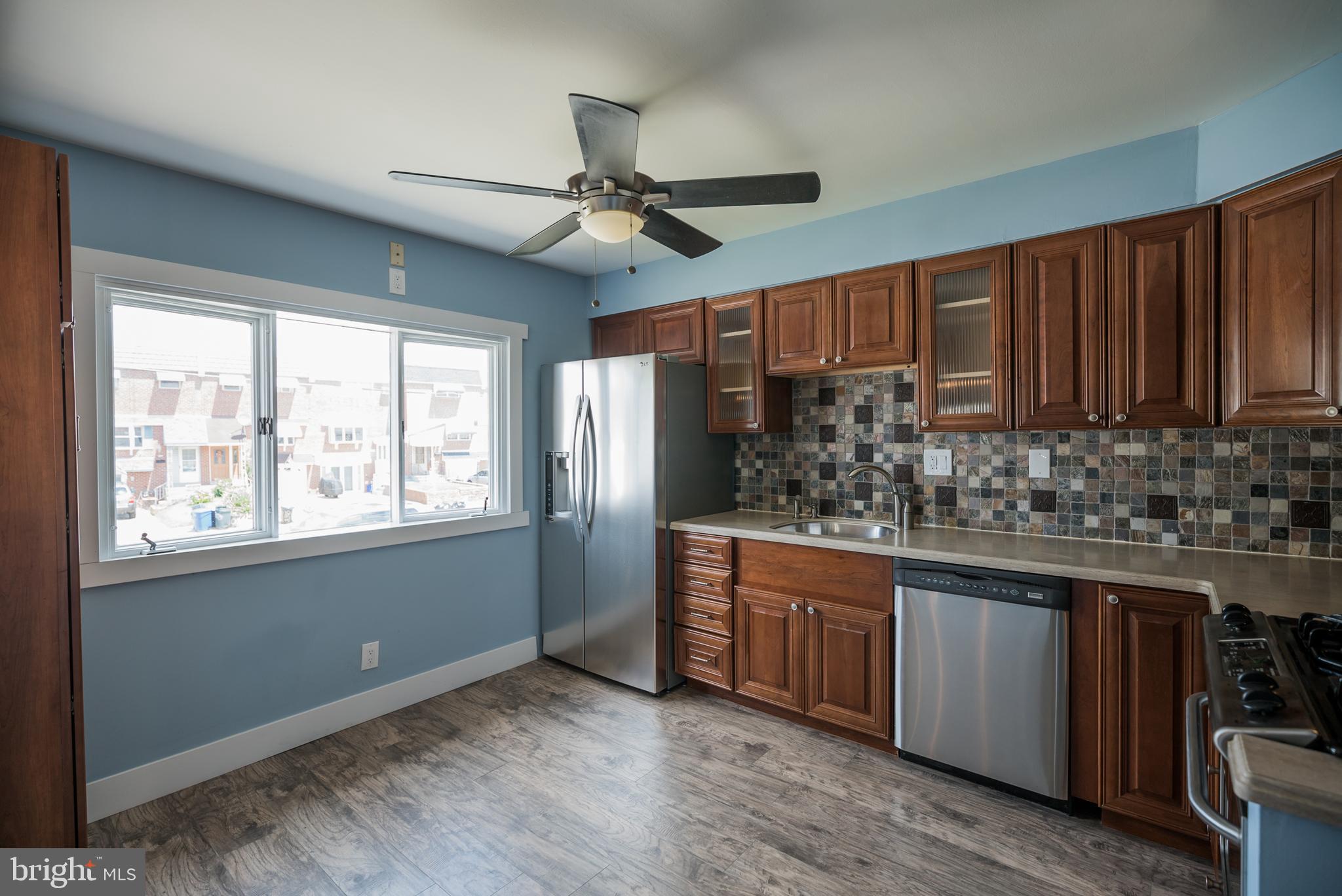 3304 Fairdale Road Philadelphia, PA 19154 - Photo 4 of 38
