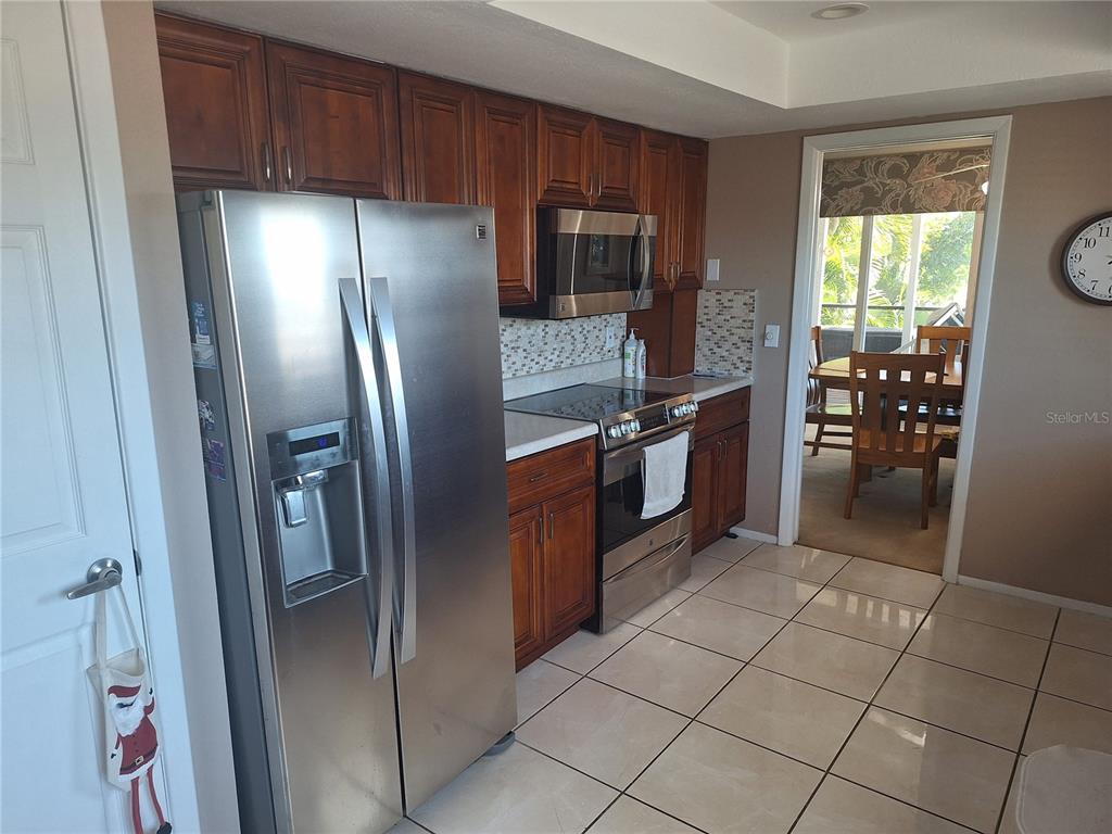 413 161st Avenue Redington Beach, FL 33708 - Photo 7 of 9