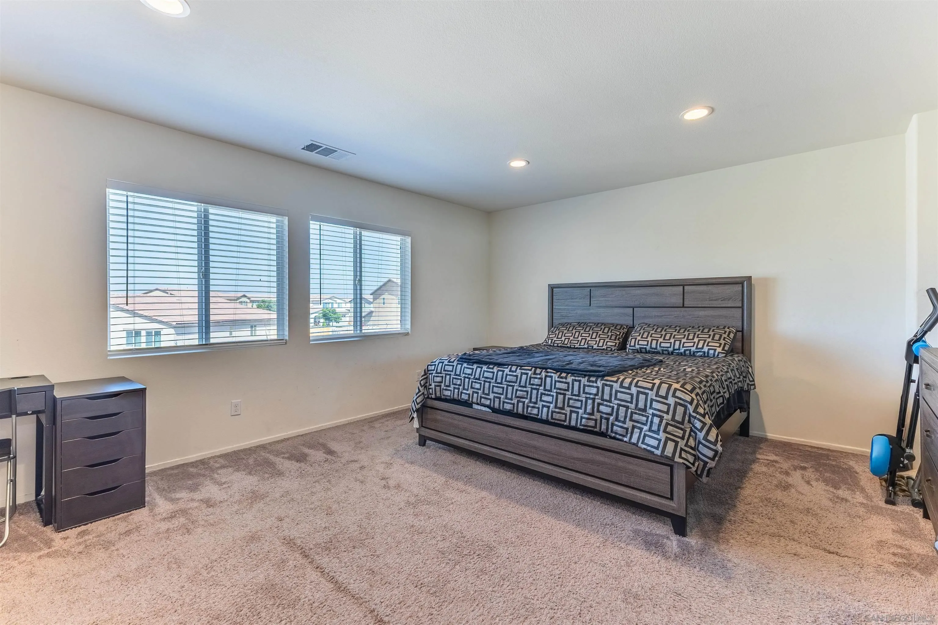 29499 Beeler Road Winchester, CA 92596 - Photo 8 of 24 Gallery Image 8