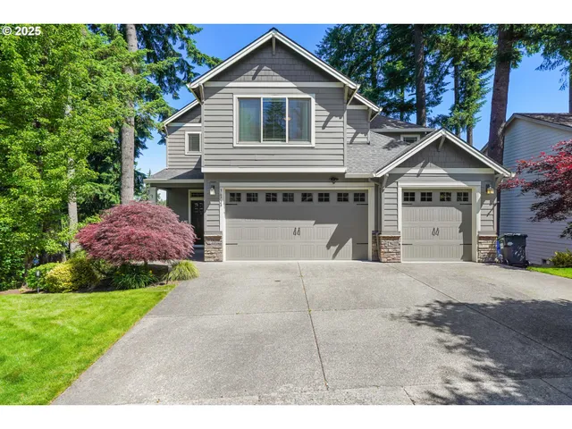 $699,990 | 36729 Katrina Street, Sandy, OR 97055