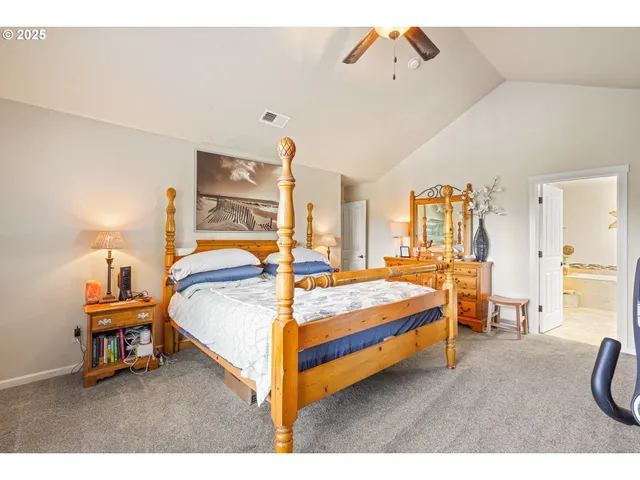 $699,990 | 36729 Katrina Street, Sandy, OR 97055