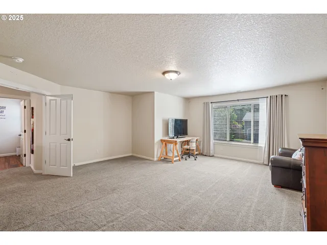 $699,990 | 36729 Katrina Street, Sandy, OR 97055