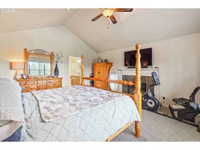 $699,990 | 36729 Katrina Street, Sandy, OR 97055