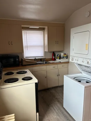 $330,000 | 427 16th Avenue North, St. Cloud, MN 56303