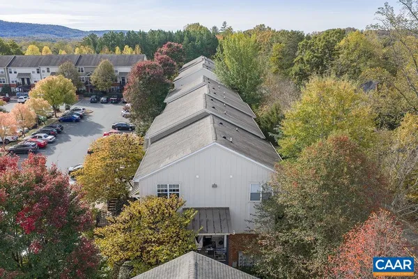$279,000 | 1840 Candlewood Court, Unit 104, Charlottesville, VA 22903