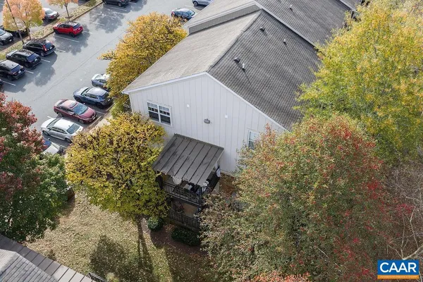 $279,000 | 1840 Candlewood Court, Unit 104, Charlottesville, VA 22903