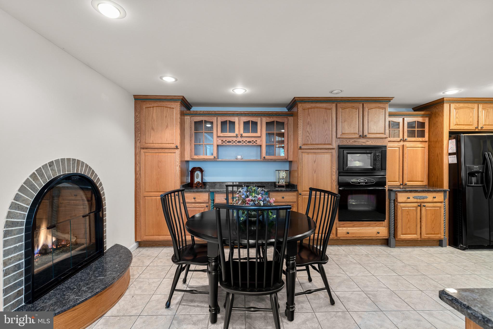 12215 Shadetree Lane Laurel, MD 20708 - Photo 13 of 52 Kitchen