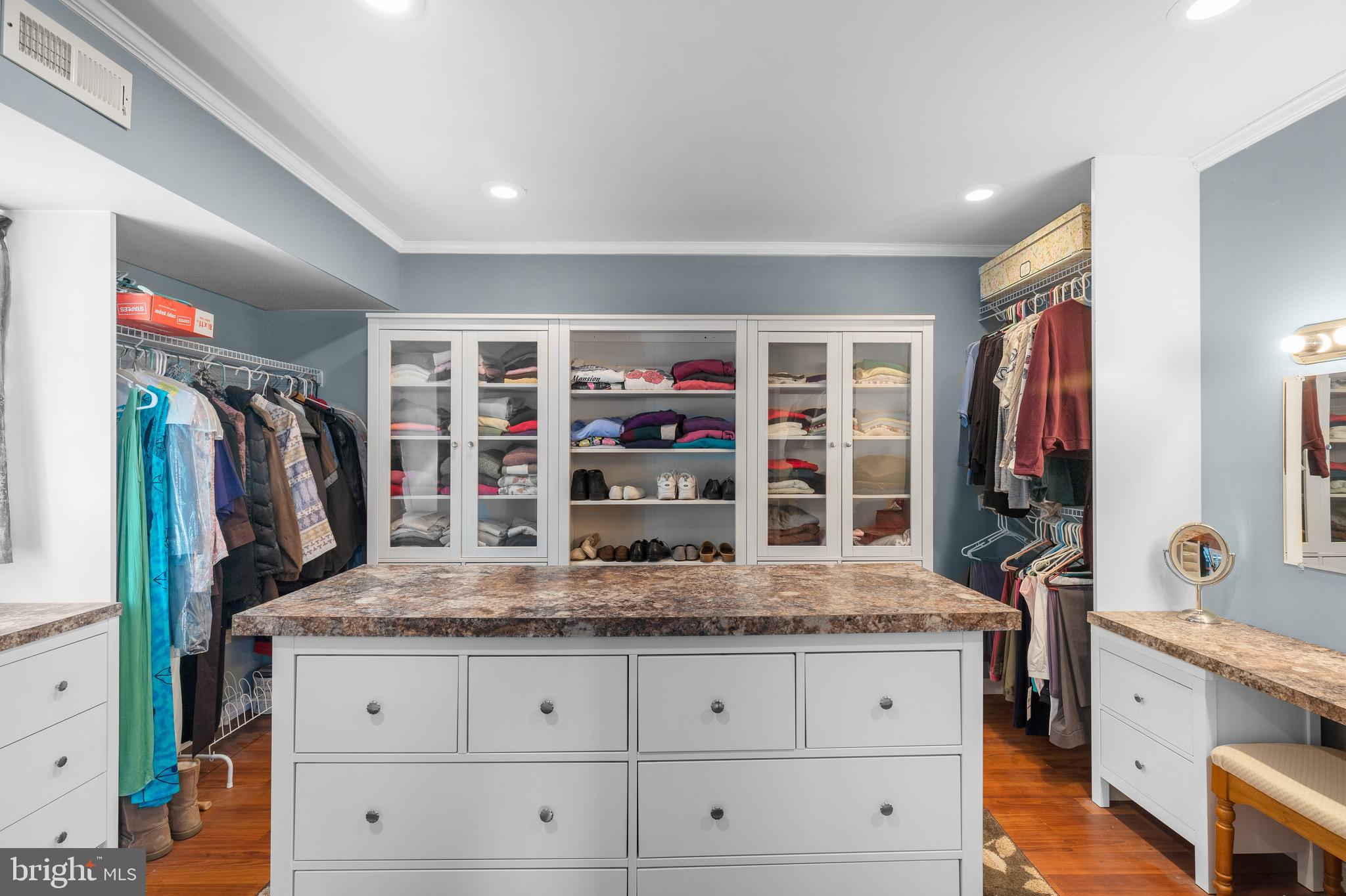 12215 Shadetree Lane Laurel, MD 20708 - Photo 30 of 52 "Her" Walk-in Closet