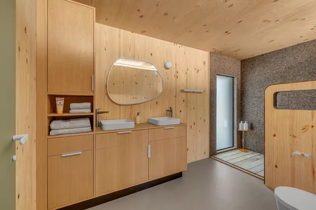 $599,900 | 36 Waters Edge Way, Unit B, Tracy City, TN 37387