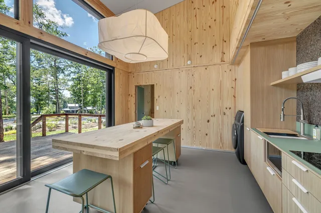 $599,900 | 36 Waters Edge Way, Unit B, Tracy City, TN 37387