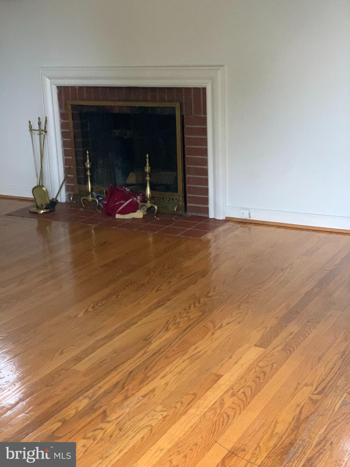 3300 Harrell Street Silver Spring, MD 20906 - Photo 6 of 32 living room