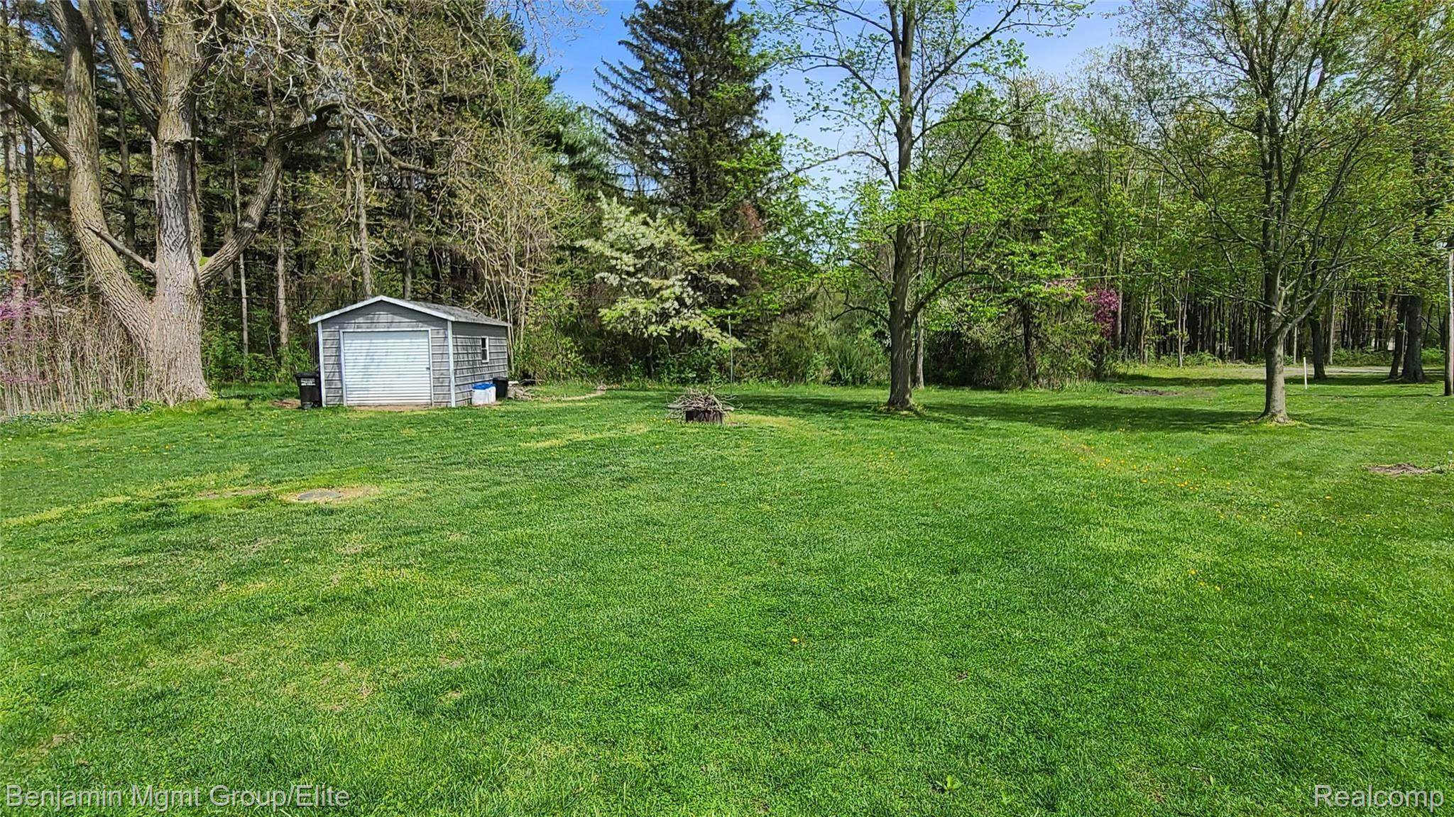 10700 Jackman Road Temperance, MI 48182 - Photo 11 of 11 fabulous backyard