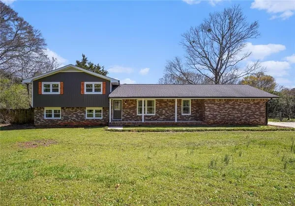 $329,000 | 8832 Twin Oaks Drive, Jonesboro, GA 30236