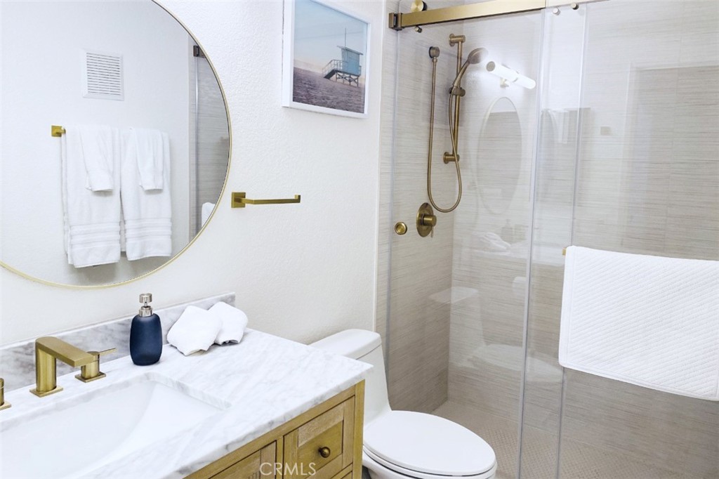 70 Corniche Drive, Unit H Dana Point, CA 92629 - Photo 10 of 20