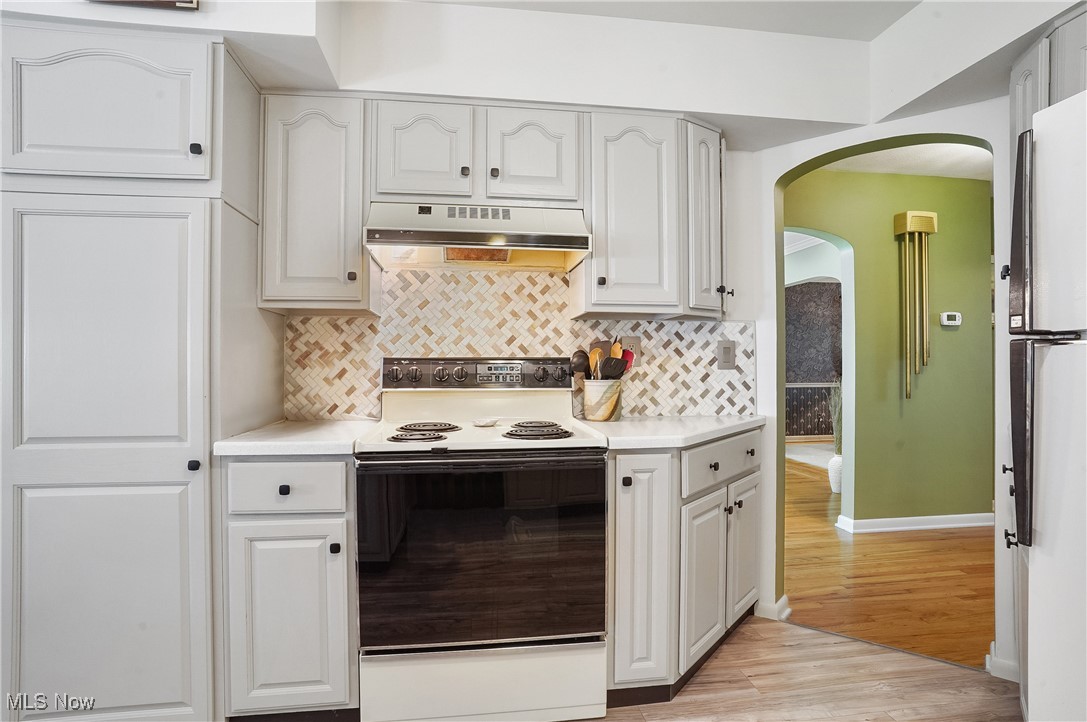 3055 Lake Road Silver Lake, OH 44224 - Photo 14 of 49