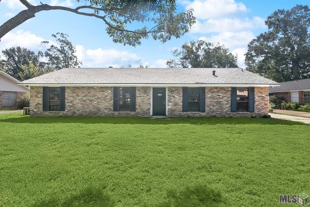 $2,300 | 5705 Antioch Boulevard, St. George, LA 70817